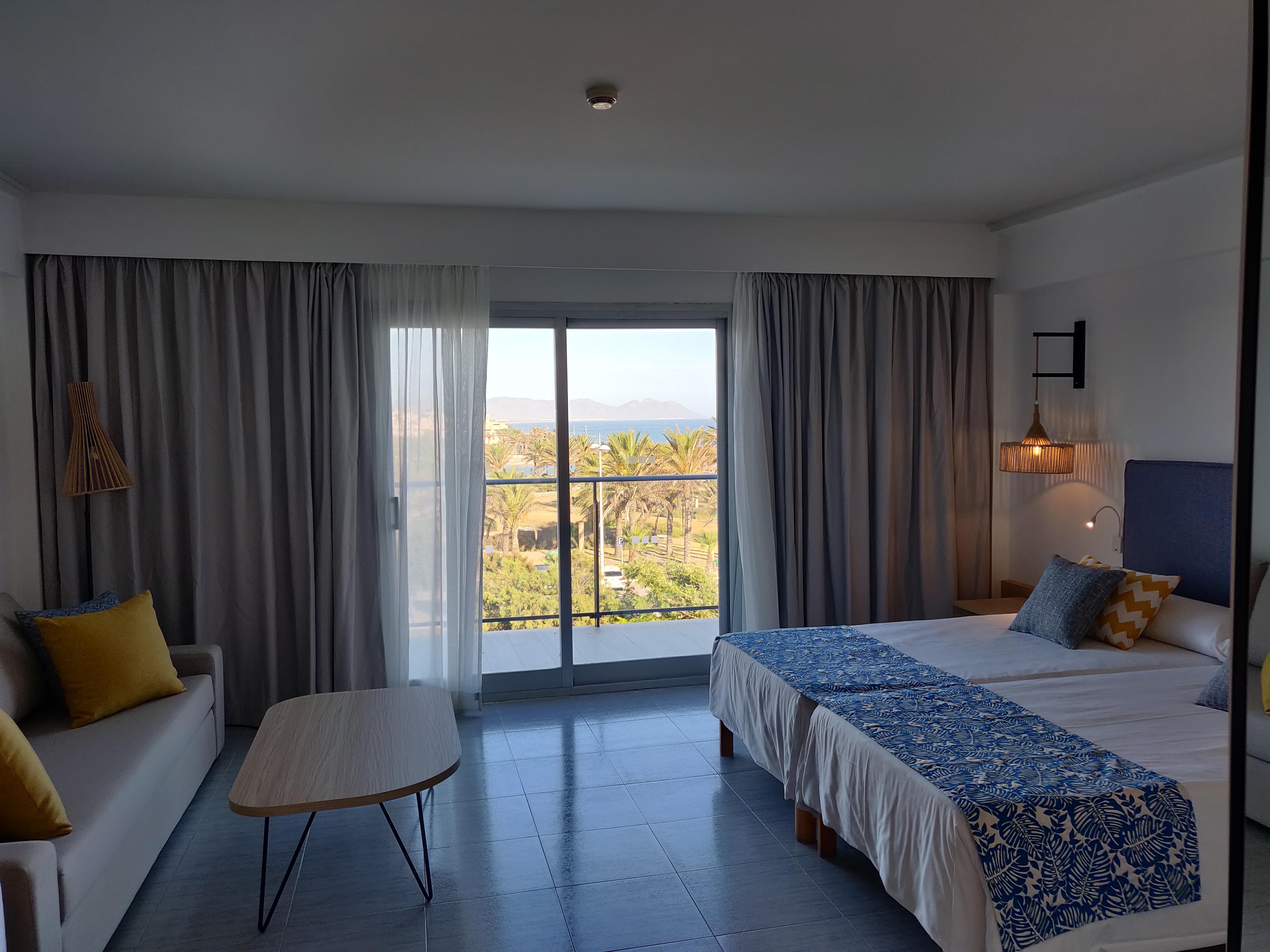 Cabogata Beach Hotel Retamar  Exterior photo A room at the hotel