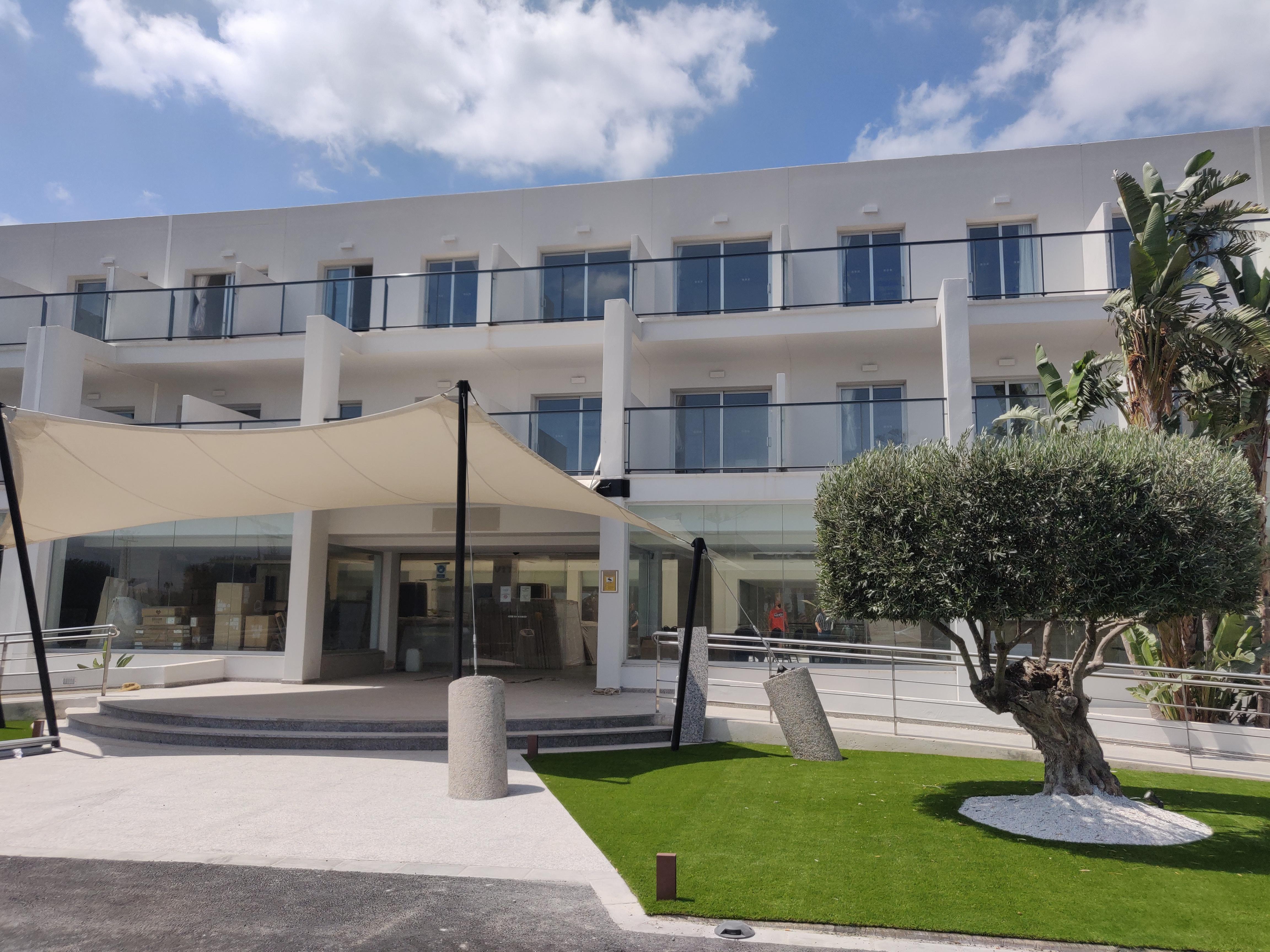 Cabogata Beach Hotel Retamar  Exterior photo The new building of the University of Patras