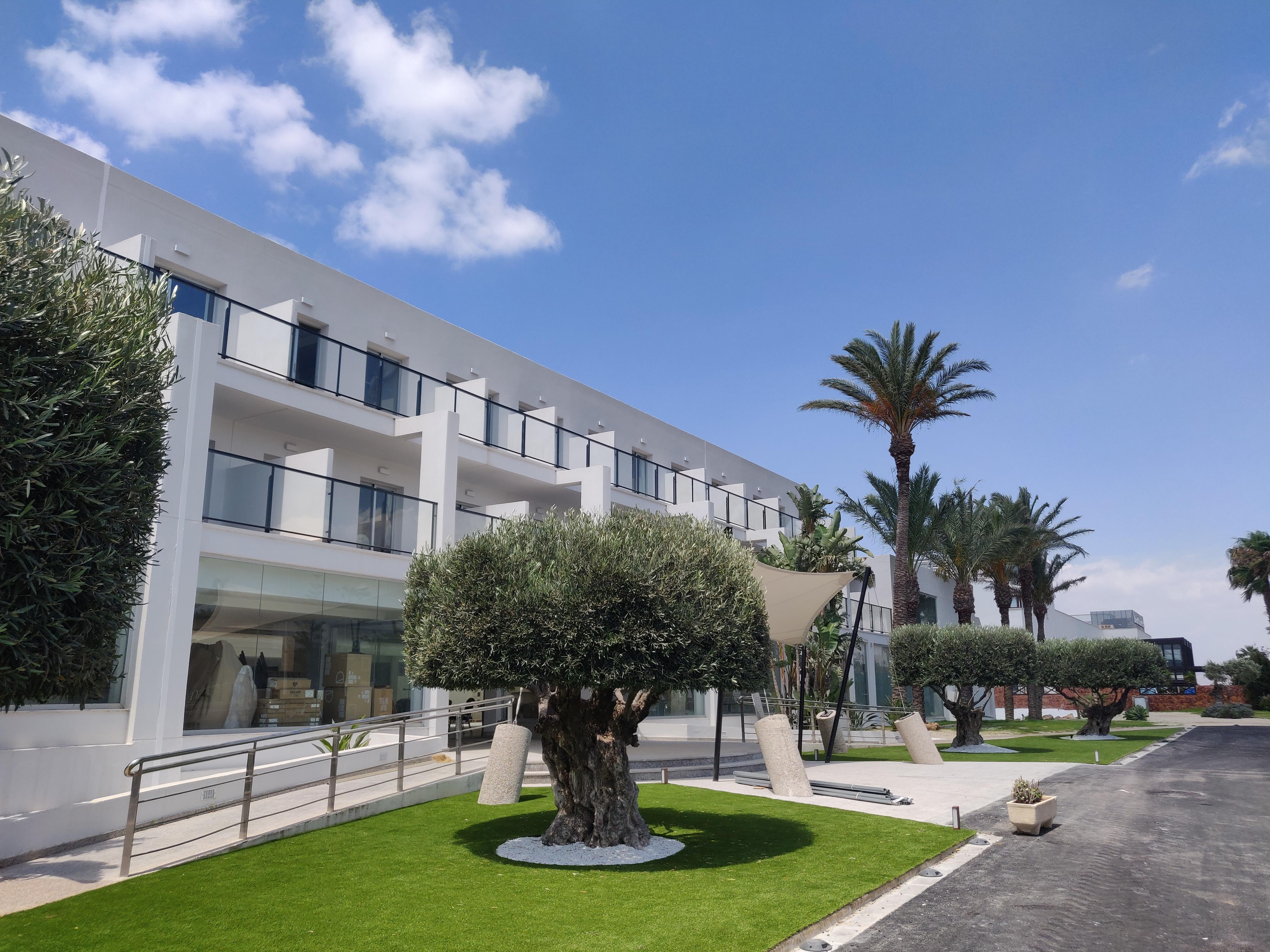 Cabogata Beach Hotel Retamar  Exterior photo The campus of the University of Nicosia