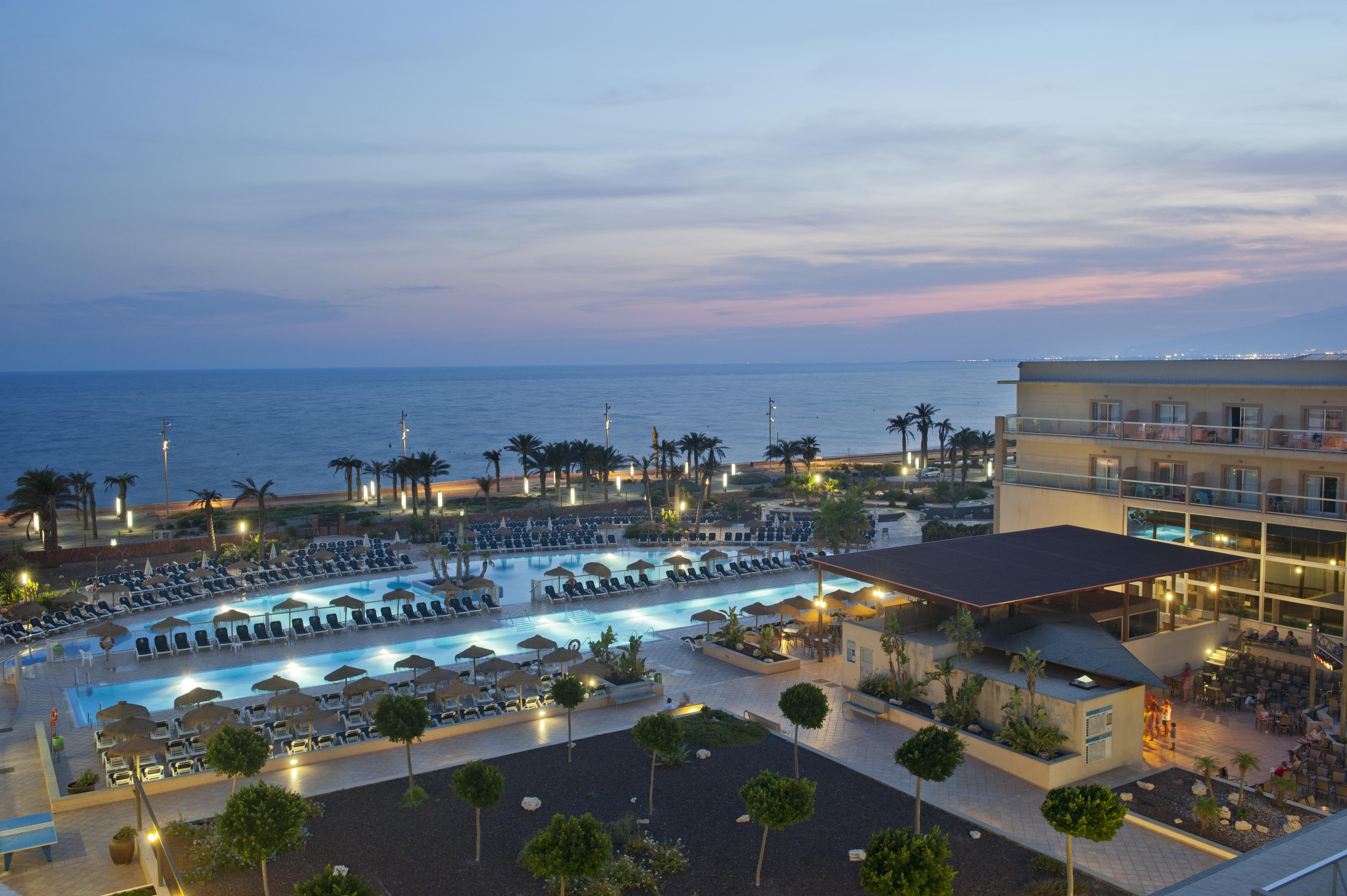 Cabogata Beach Hotel Retamar  Exterior photo The Dan Hotel