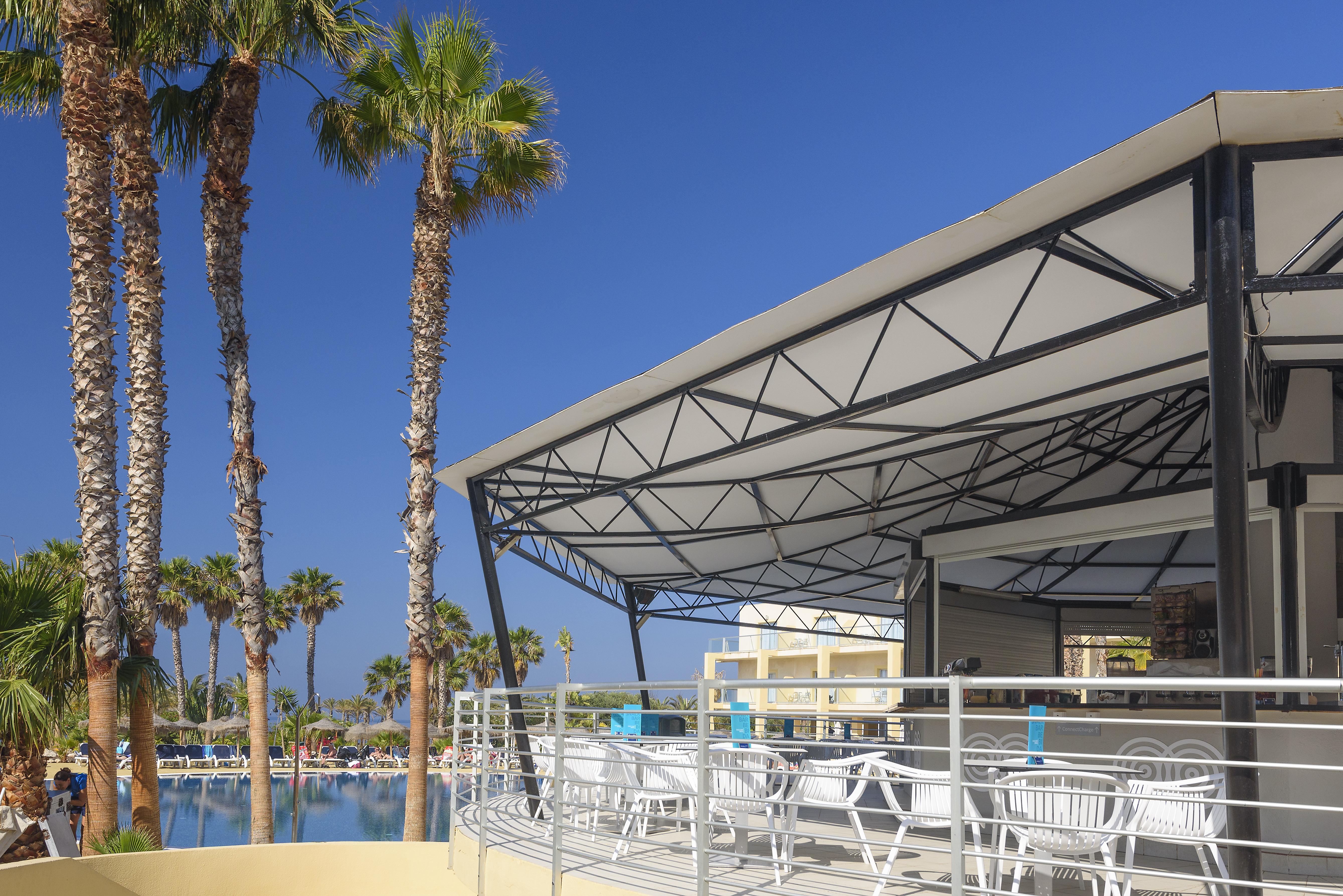 Cabogata Beach Hotel Retamar  Exterior photo The pool at the hotel