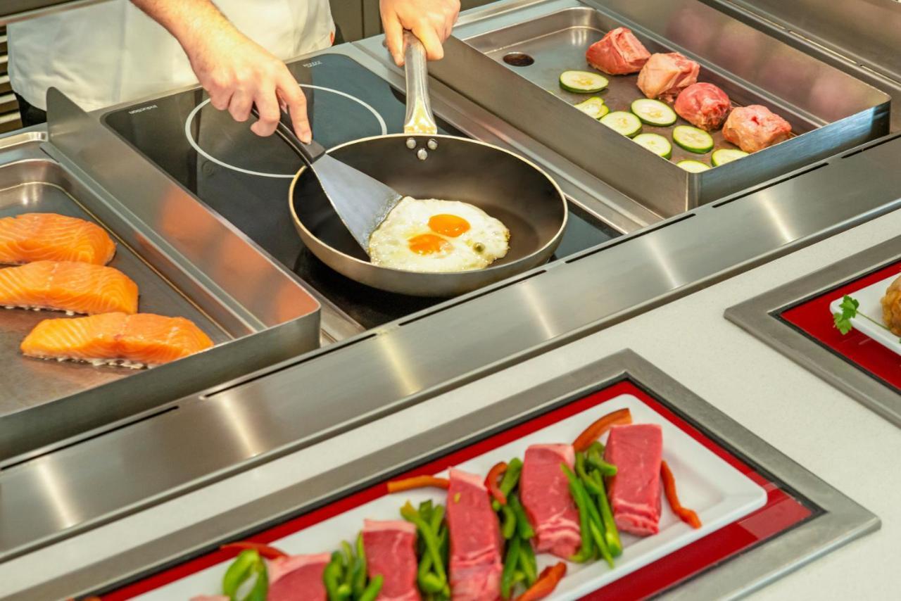 Cabogata Beach Hotel Retamar  Exterior photo A commercial kitchen